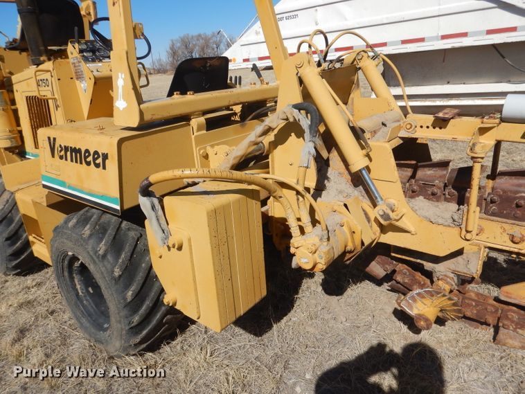 image for item DG4676 1995 Vermeer V4750  trencher