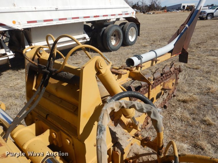 image for item DG4676 1995 Vermeer V4750  trencher