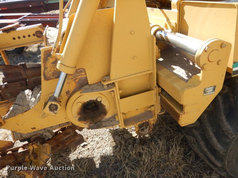image for item DG4676 1995 Vermeer V4750  trencher