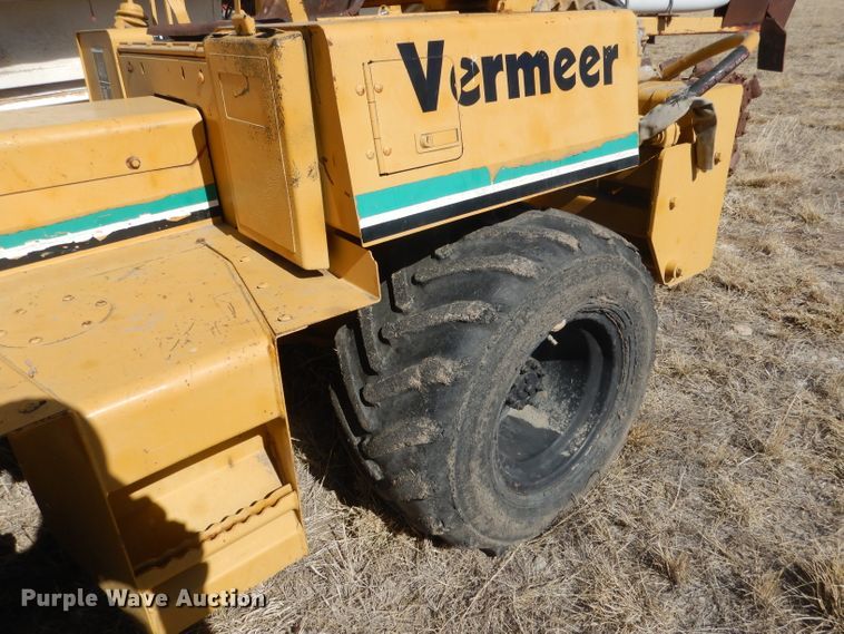 image for item DG4676 1995 Vermeer V4750  trencher