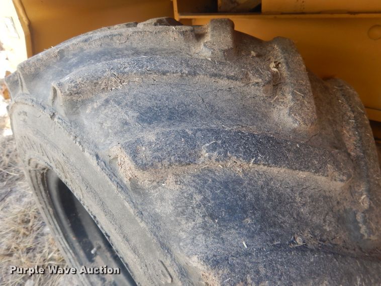 image for item DG4676 1995 Vermeer V4750  trencher