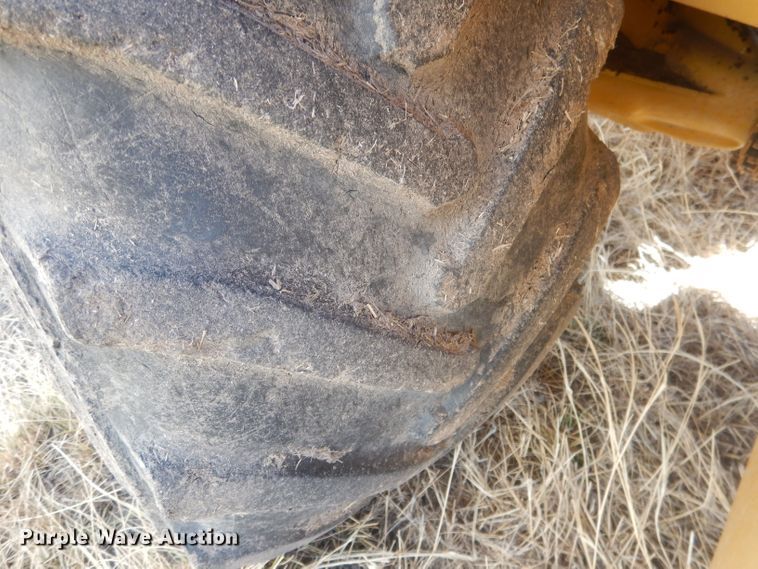 image for item DG4676 1995 Vermeer V4750  trencher