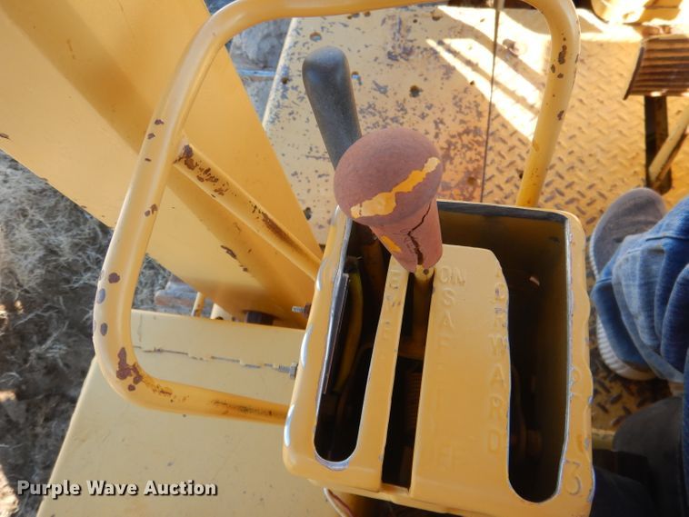 image for item DG4681 Caterpillar D7  dozer