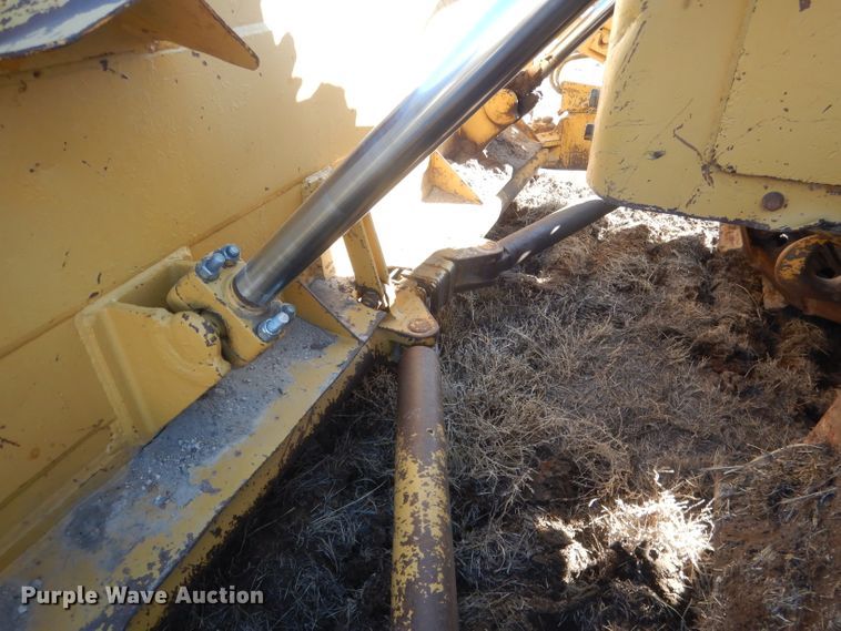 image for item DG4681 Caterpillar D7  dozer