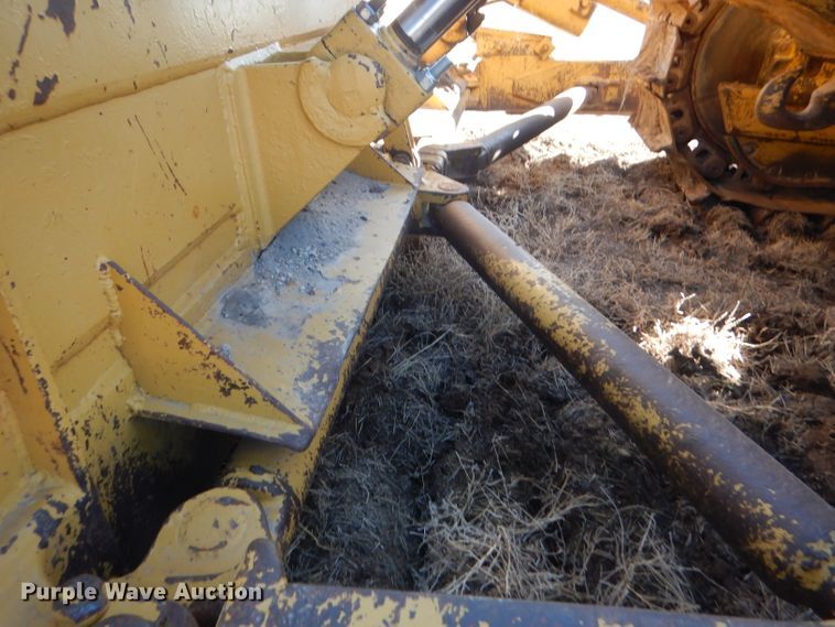 image for item DG4681 Caterpillar D7  dozer