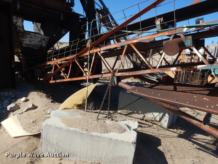 image for item DG4683 Gravel screen shaker