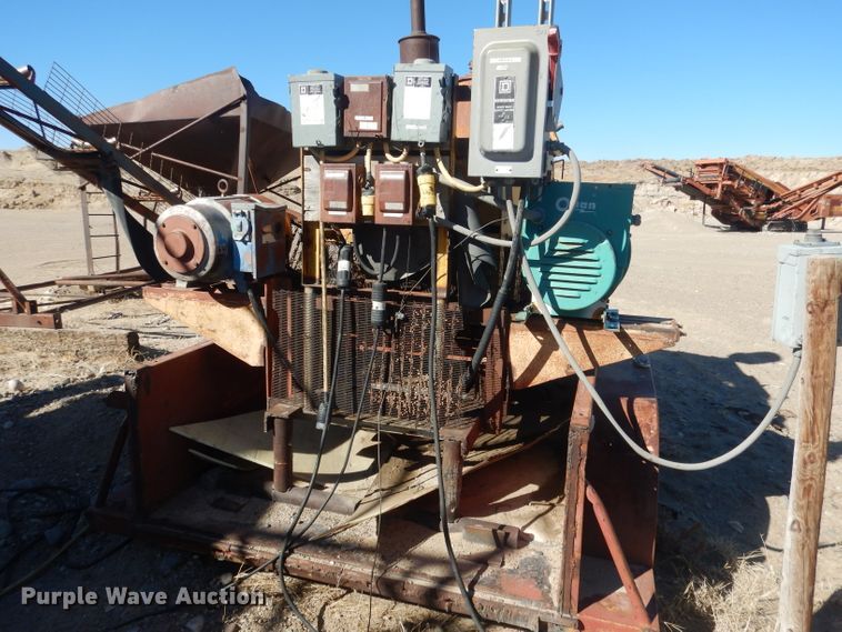 image for item DG4683 Gravel screen shaker