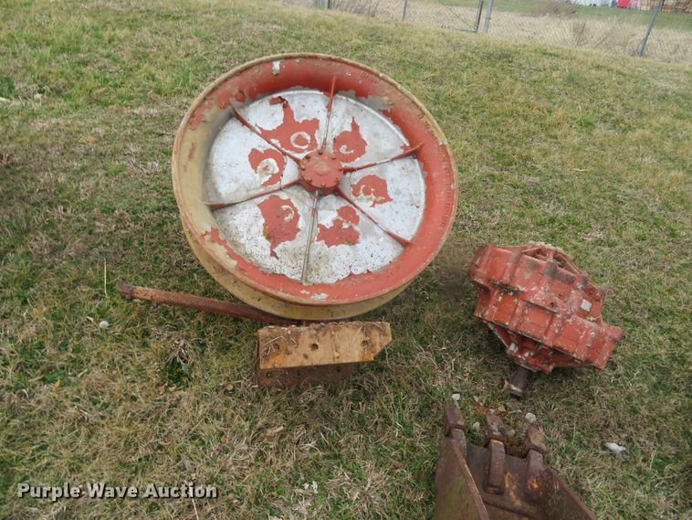 image for item DH0729 Ditch Witch trencher parts