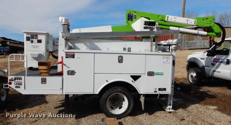 image for item DI8495 2016 Altec utility bed with frame