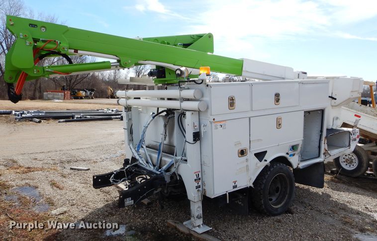 image for item DI8495 2016 Altec utility bed with frame