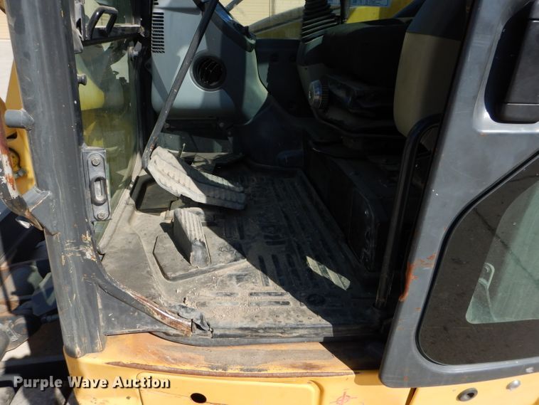 image for item DI8497 2008 Komatsu PC88MR-8  mini excavator