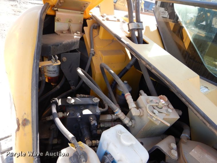 image for item DI8497 2008 Komatsu PC88MR-8  mini excavator