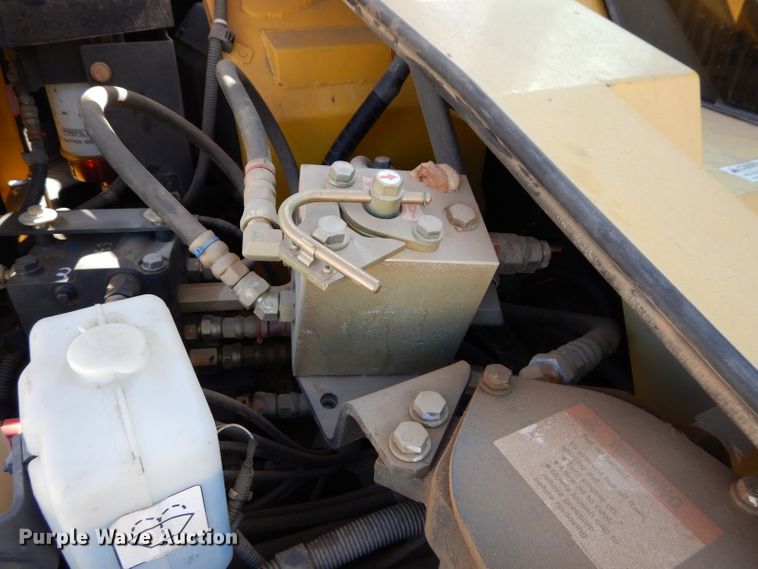 image for item DI8497 2008 Komatsu PC88MR-8  mini excavator