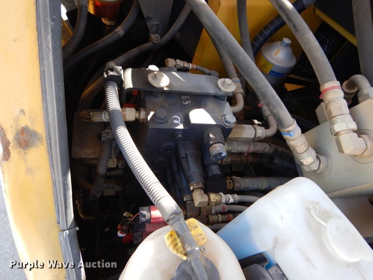 image for item DI8497 2008 Komatsu PC88MR-8  mini excavator