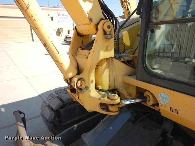 image for item DI8497 2008 Komatsu PC88MR-8  mini excavator