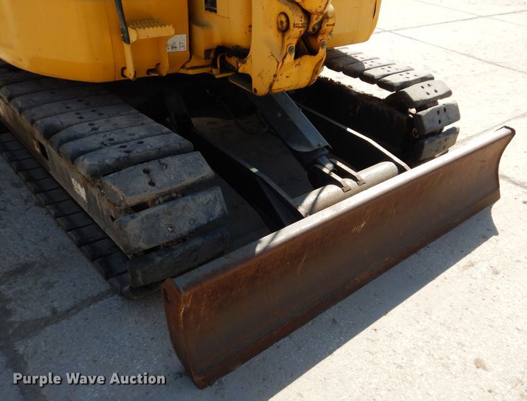 image for item DI8497 2008 Komatsu PC88MR-8  mini excavator