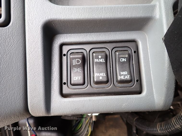 image for item DJ0085 2007 International 7600  hydrovac truck