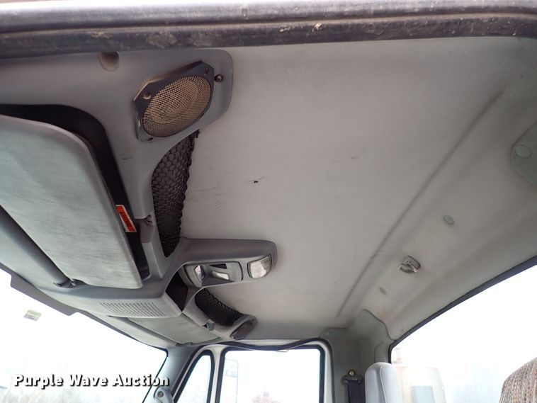 image for item DJ0085 2007 International 7600  hydrovac truck