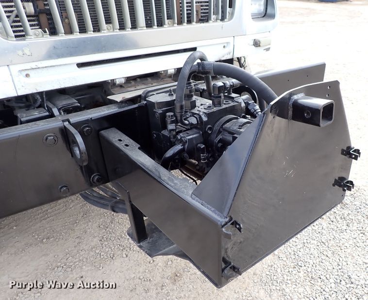 image for item DJ0085 2007 International 7600  hydrovac truck