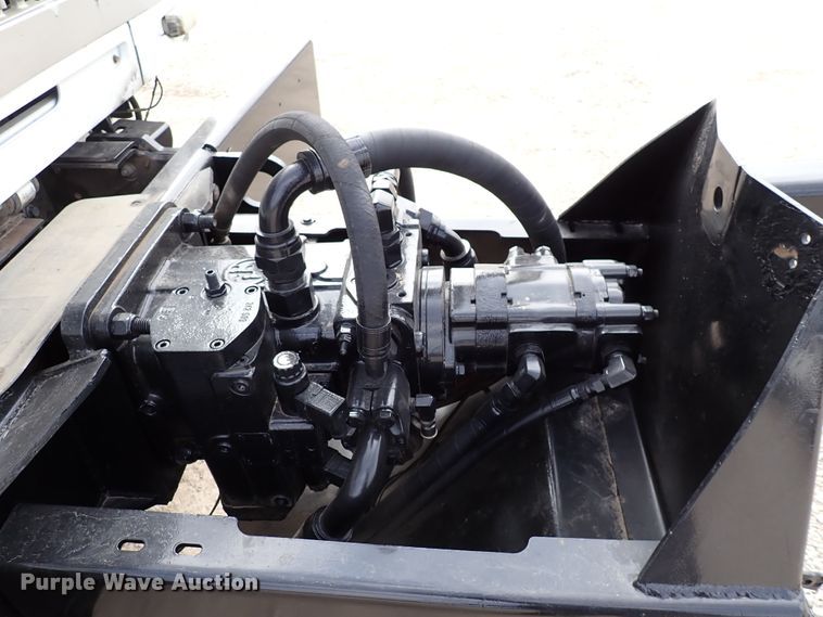 image for item DJ0085 2007 International 7600  hydrovac truck