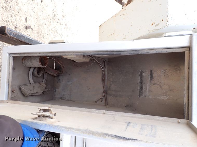 image for item DJ0085 2007 International 7600  hydrovac truck