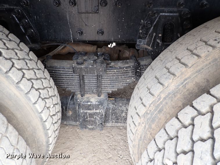 image for item DJ0085 2007 International 7600  hydrovac truck