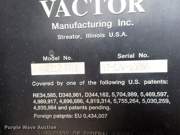 image for item DJ0085 2007 International 7600  hydrovac truck