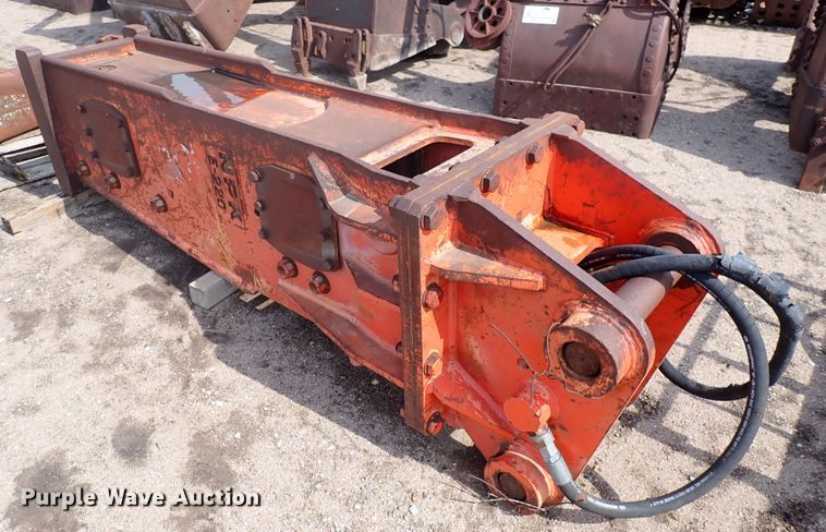 image for item DJ0165 NPK E220 hydraulic hammer