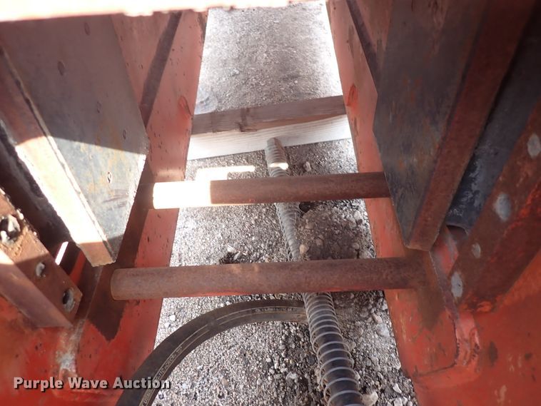 image for item DJ0165 NPK E220 hydraulic hammer