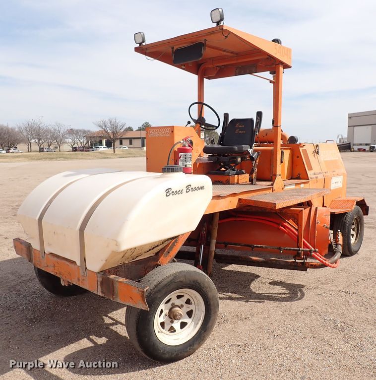 image for item DJ0187 1998 Broce RC350  broom