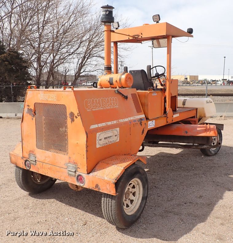 image for item DJ0187 1998 Broce RC350  broom