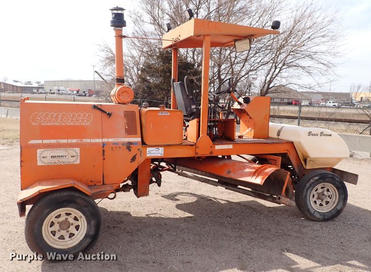 image for item DJ0187 1998 Broce RC350  broom