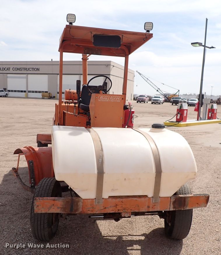 image for item DJ0187 1998 Broce RC350  broom