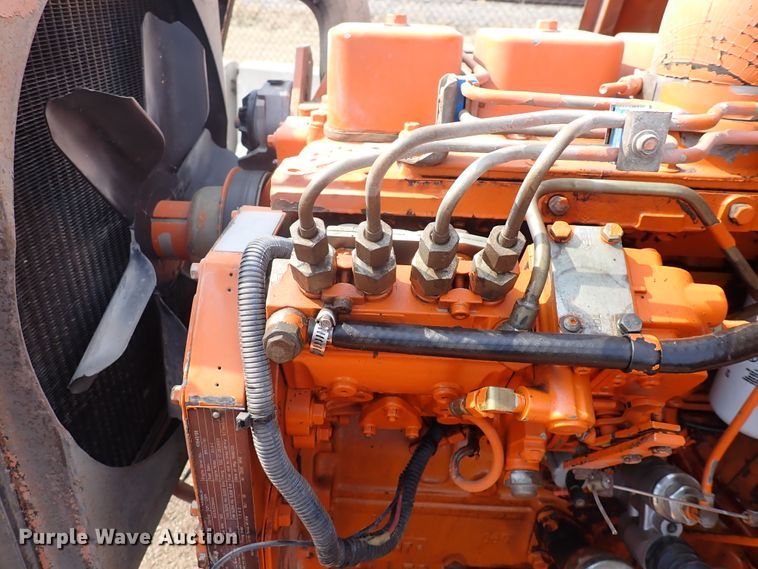 image for item DJ0187 1998 Broce RC350  broom