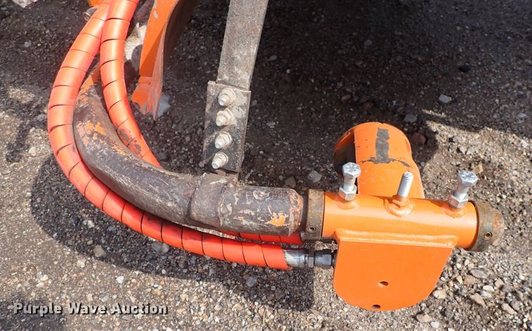 image for item DJ0187 1998 Broce RC350  broom