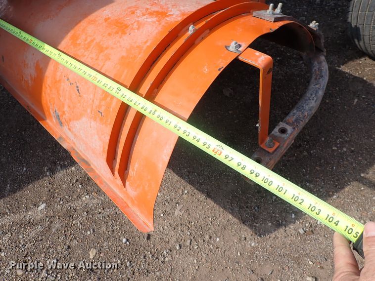 image for item DJ0187 1998 Broce RC350  broom