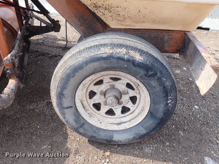 image for item DJ0187 1998 Broce RC350  broom