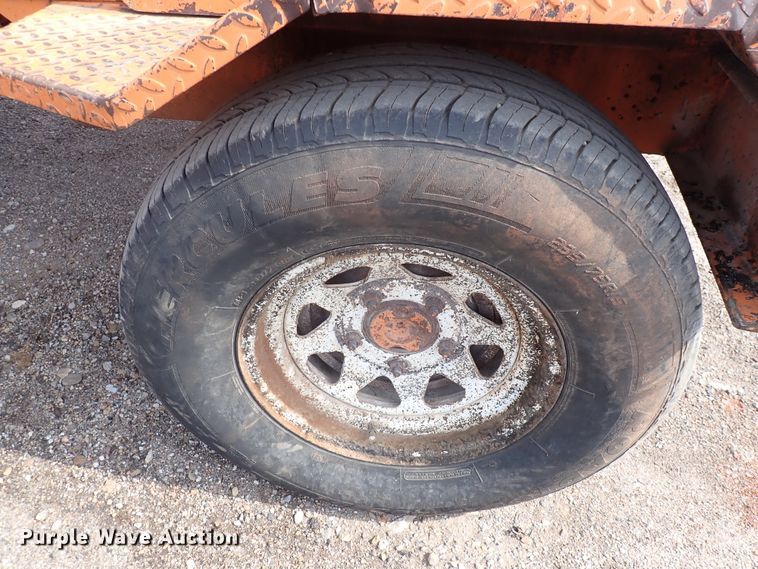 image for item DJ0187 1998 Broce RC350  broom