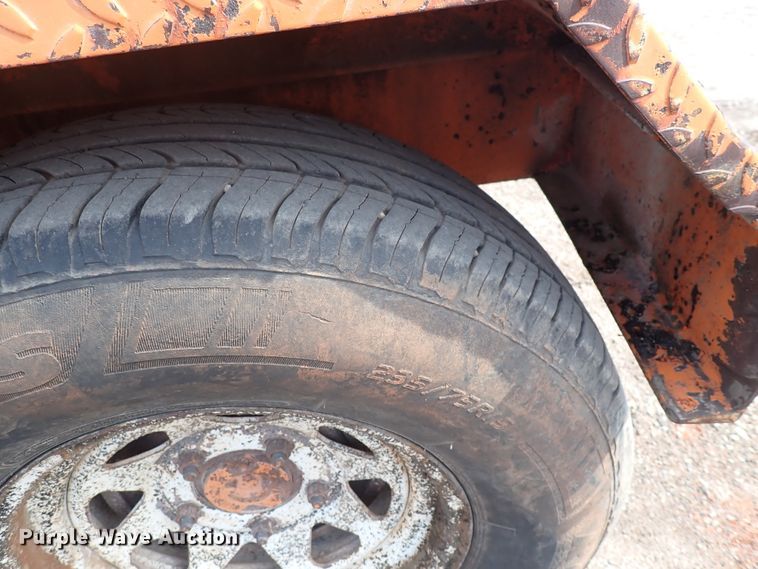 image for item DJ0187 1998 Broce RC350  broom