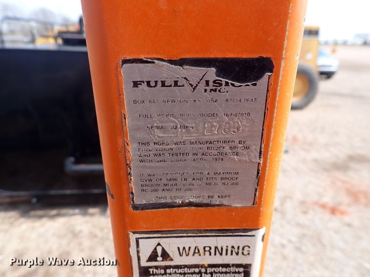 image for item DJ0187 1998 Broce RC350  broom