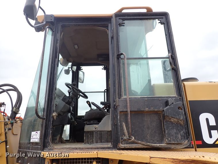 image for item DJ0198 2006 Caterpillar 930G  wheel loader