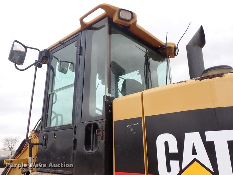 image for item DJ0198 2006 Caterpillar 930G  wheel loader