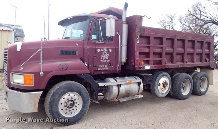 image for item DJ0226 1997 Mack CH613  dump truck