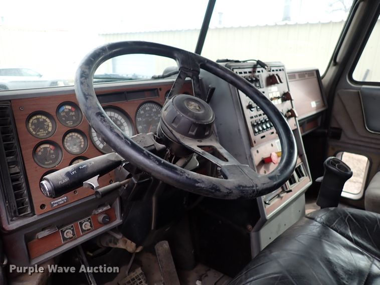 image for item DJ0226 1997 Mack CH613  dump truck