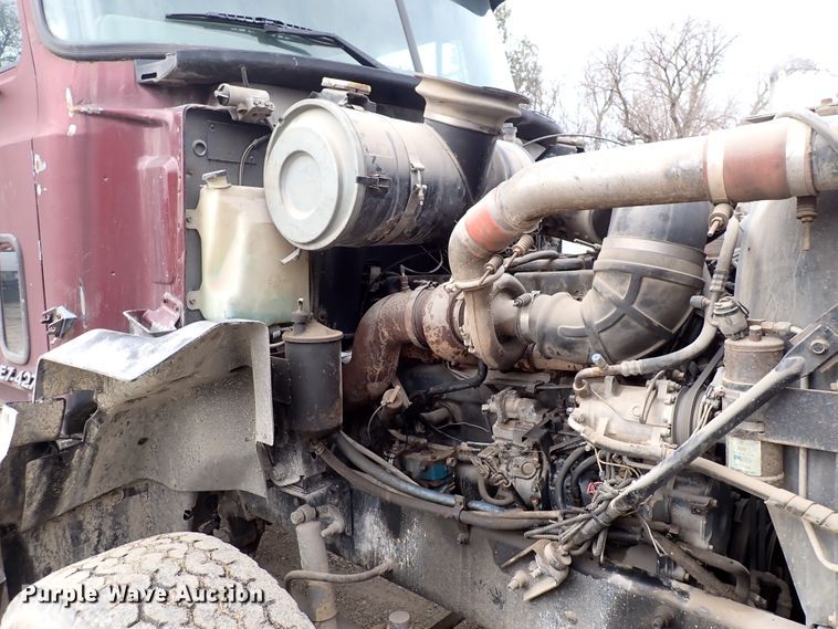 image for item DJ0226 1997 Mack CH613  dump truck