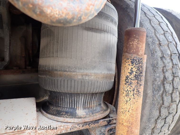 image for item DJ0226 1997 Mack CH613  dump truck