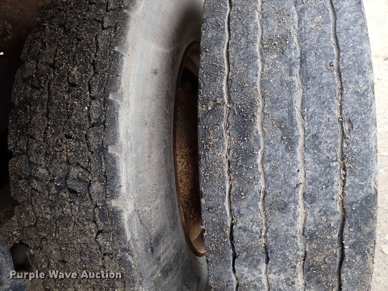 image for item DJ0226 1997 Mack CH613  dump truck