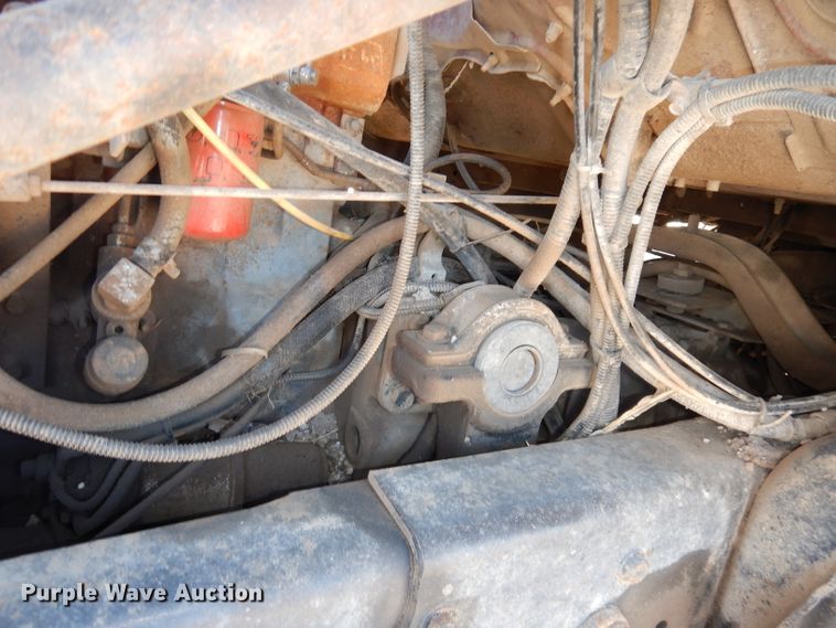 image for item DJ2886 1995 Ford L8000  dump truck