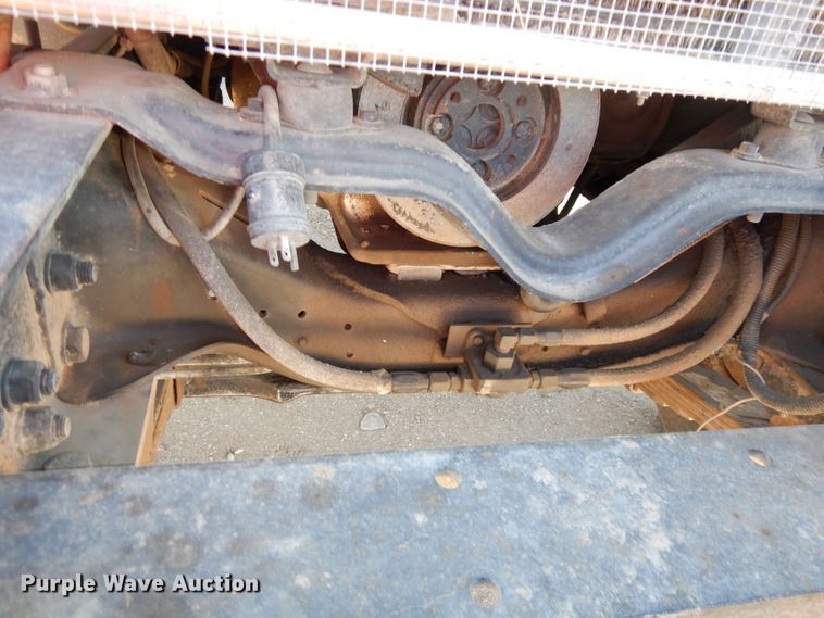 image for item DJ2886 1995 Ford L8000  dump truck