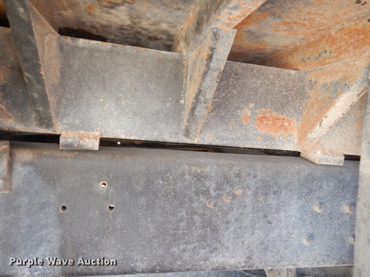 image for item DJ2886 1995 Ford L8000  dump truck